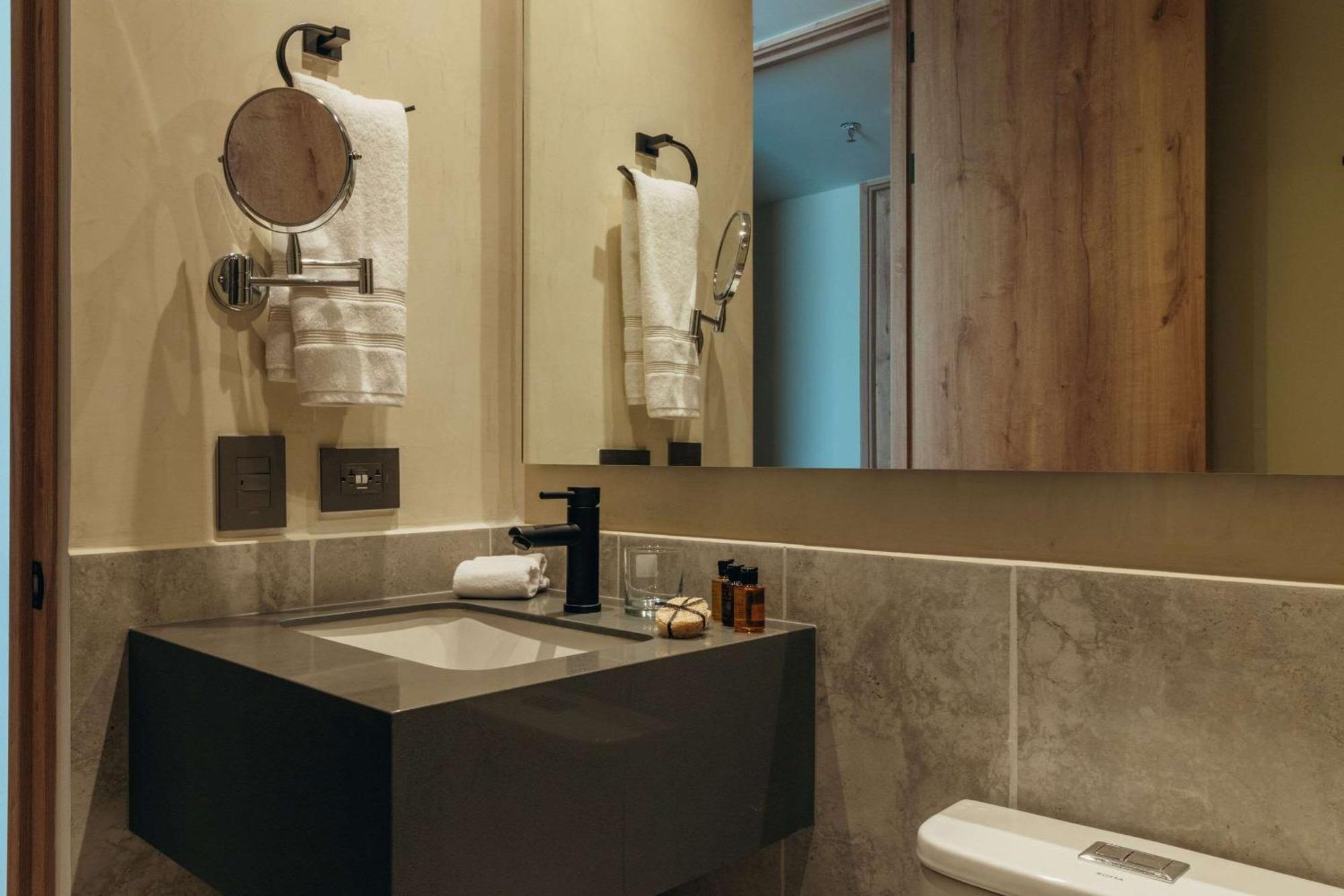 Faranda Collection Medellin, A Member Of Radisson Individuals Hotell Exteriör bild